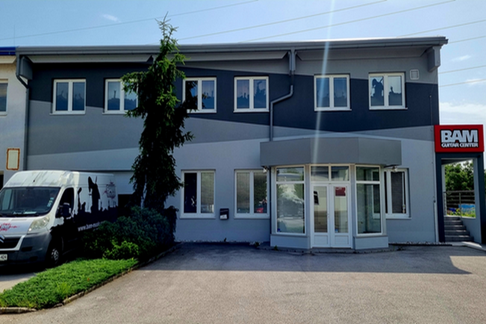 BAM Guitar store in Celje, Trnovlje location